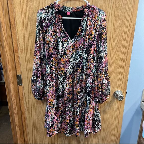 Vince Camuto Dresses & Skirts - NWT Vince Camuto Tiered Floral Boho Mini Dress Size Medium Festival Concert